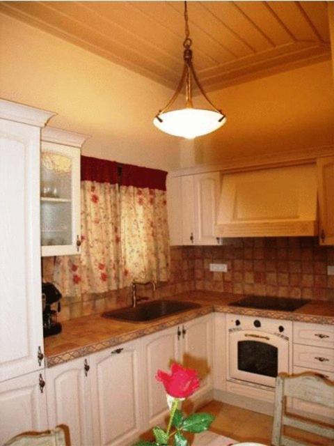 Giogarakis Suites Eleonas Quarto foto